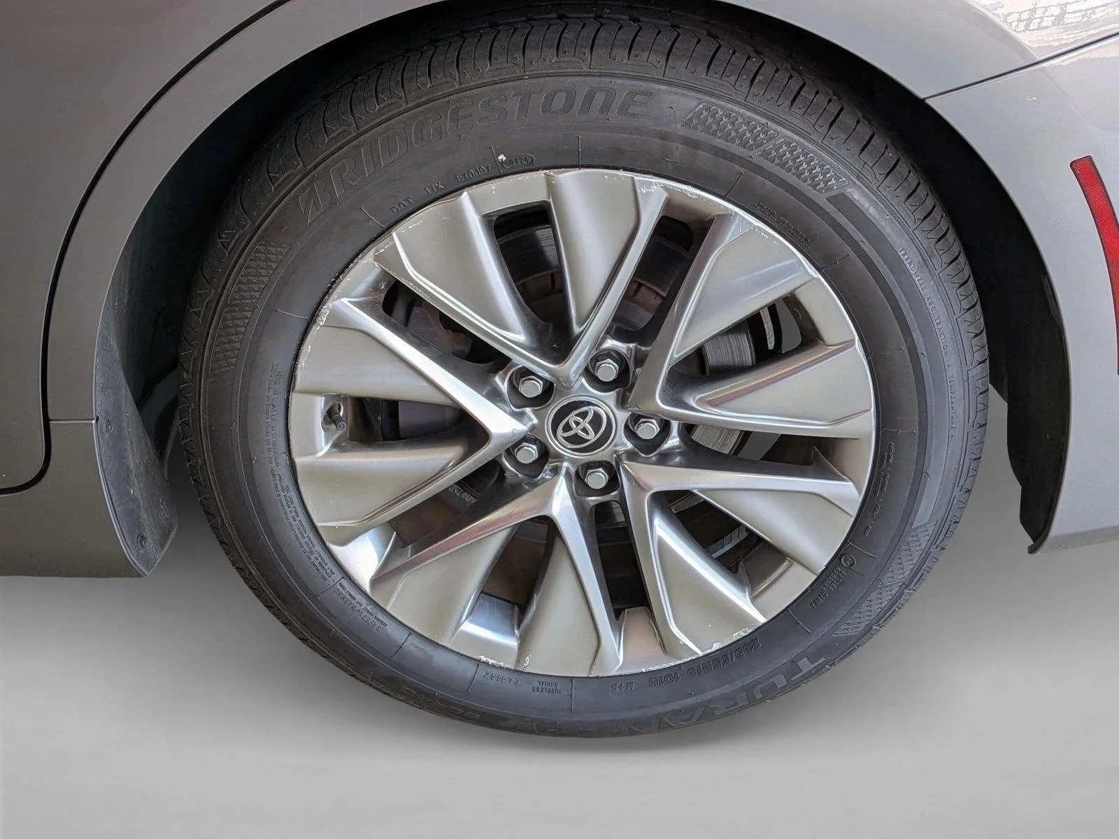 Used 2021 Heavy Metal Toyota XLE image 19