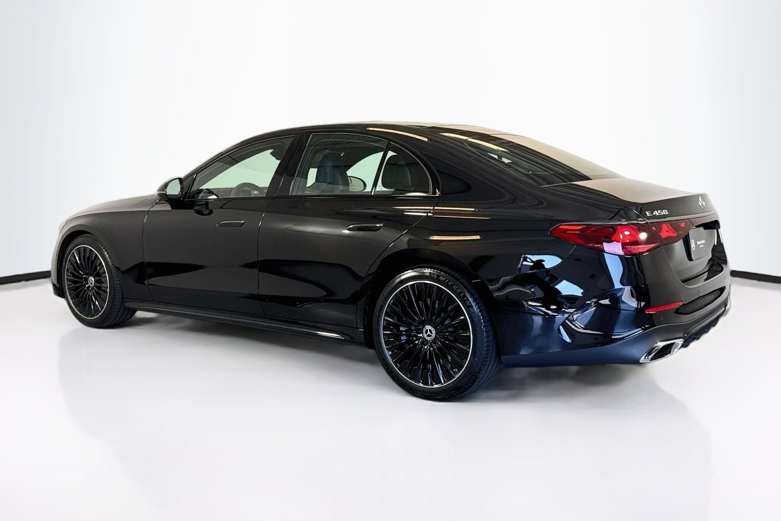 New 2027 Obsidian Black Metallic Mercedes-Benz E 450 image 7