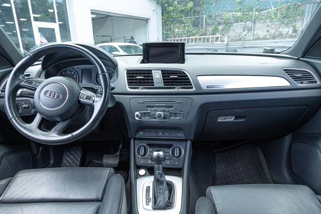 Used 2018 Gray Audi 2.0T Premium image 14