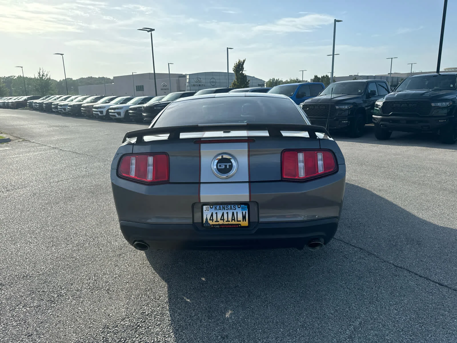Used 2010 GRAY Ford GT Premium image 6