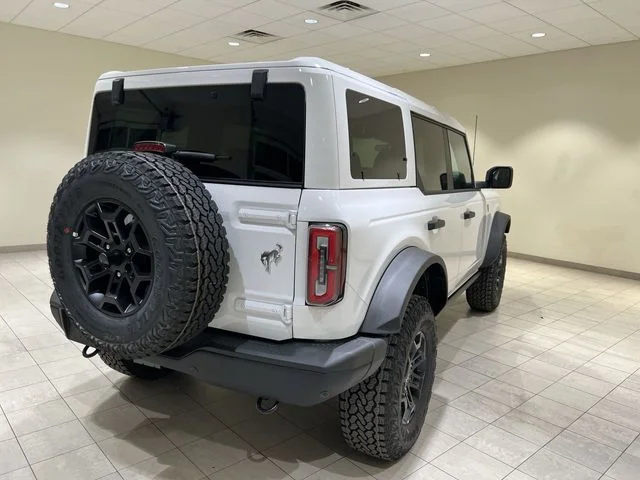 New 2026 Oxford White Ford Badlands® image 34