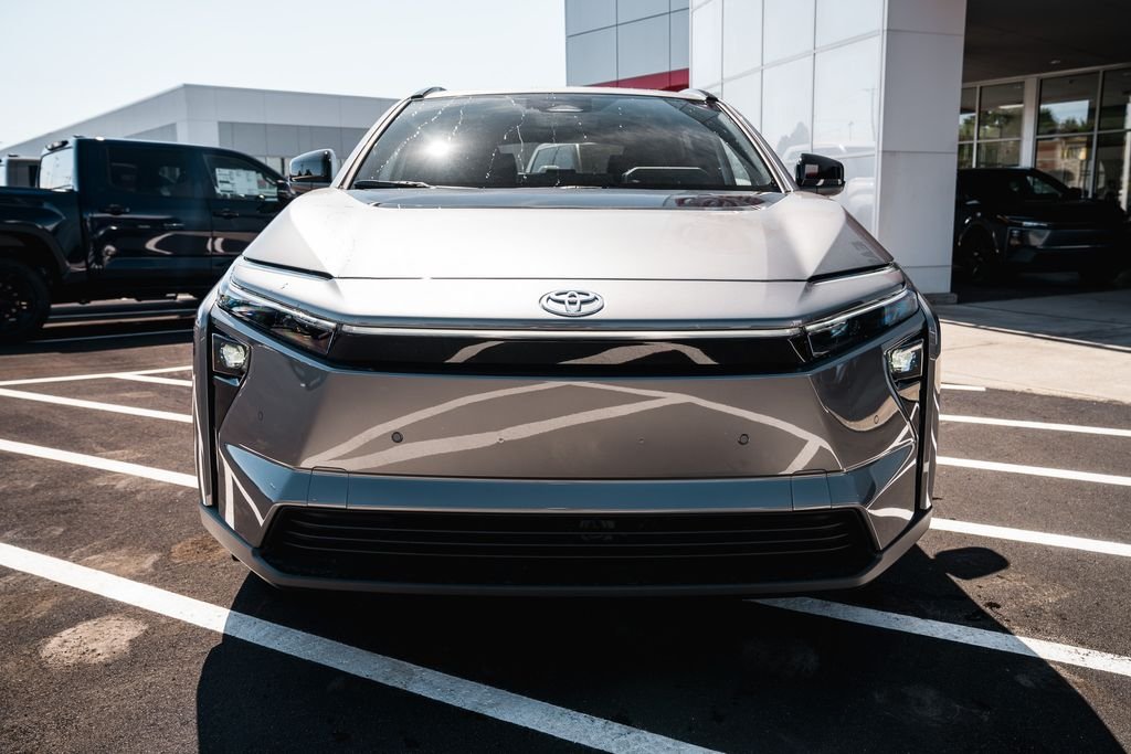 New 2026 Heavy Metal Toyota XLE image 2