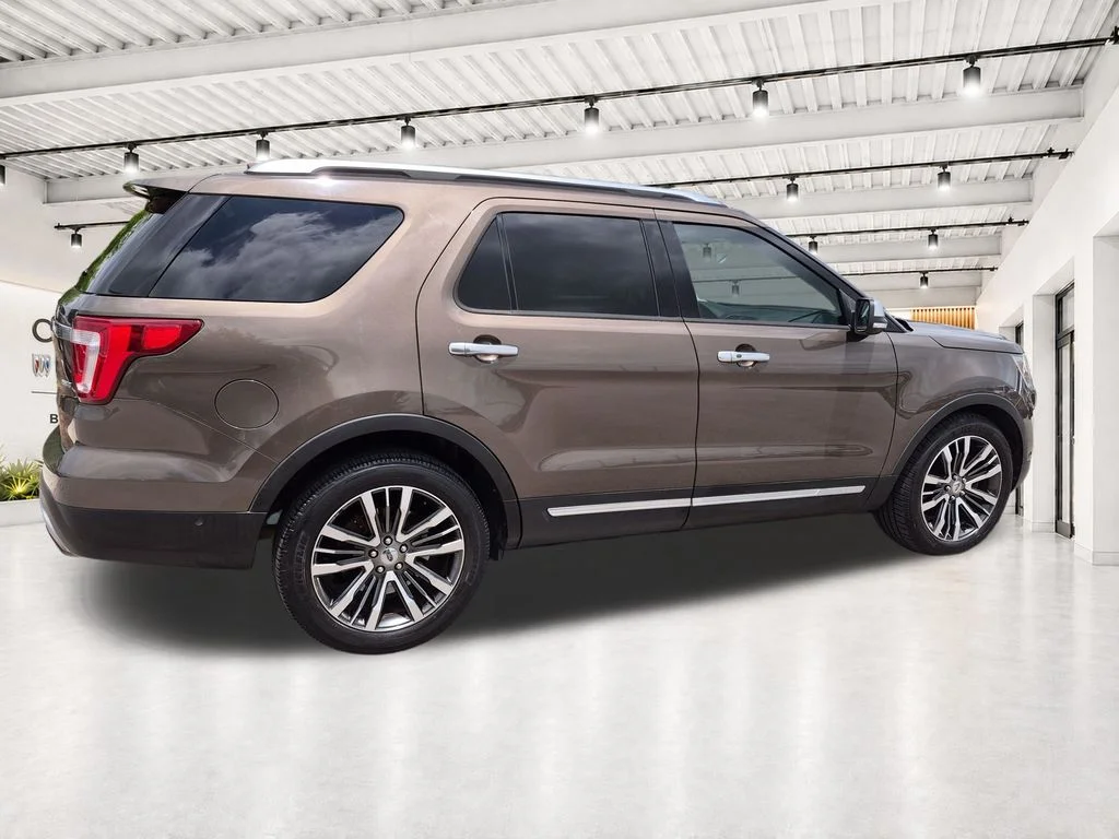 Used 2016 Brown Ford Platinum image 11