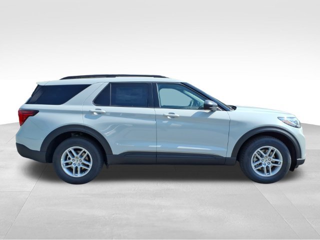 New 2027 Avalanche Gray Ford Active image 15
