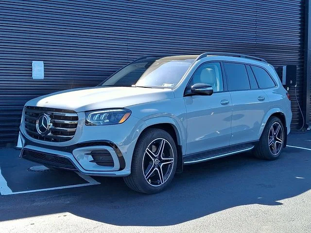 2024 Mercedes-Benz GLS GLS 450 4MATIC's photo