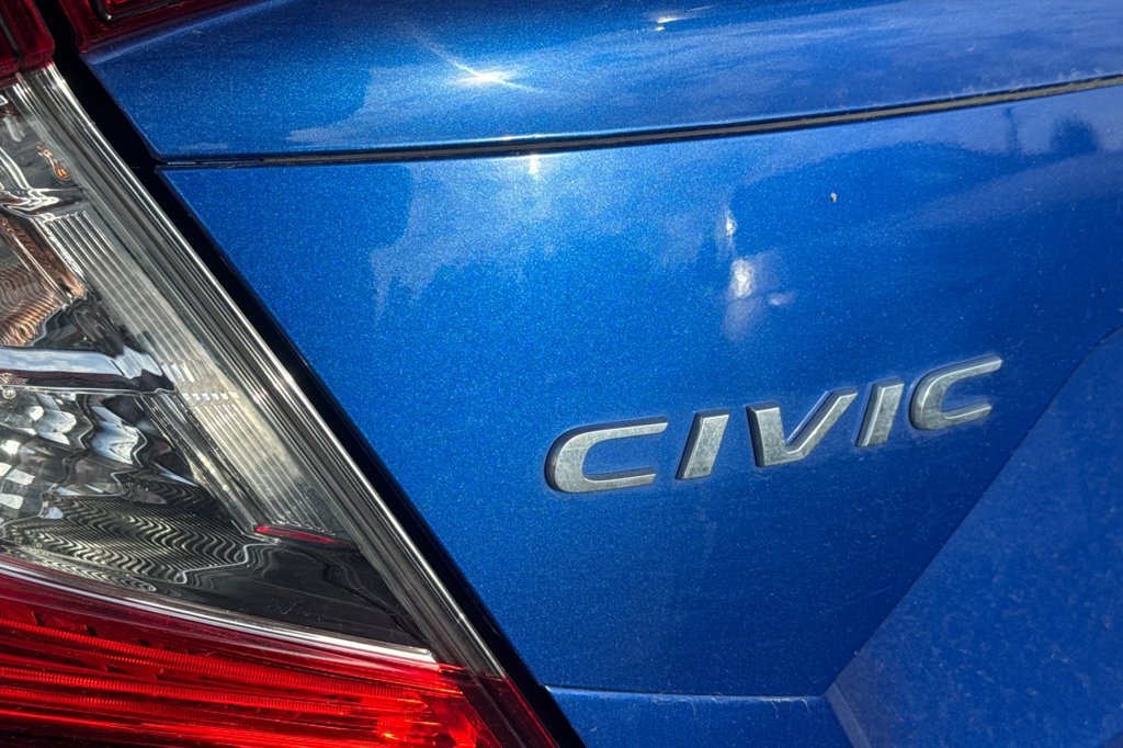 Used 2018 Blue Honda EX image 9