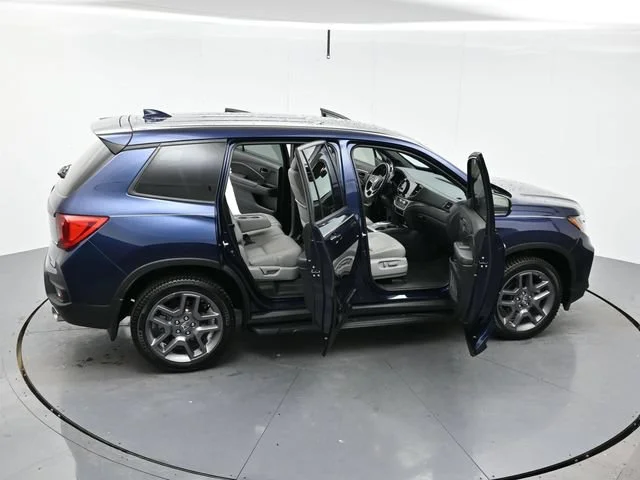 Used 2023 Blue Honda EX-L image 46
