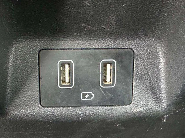 Used 2022 Phantom Black Hyundai SEL image 14