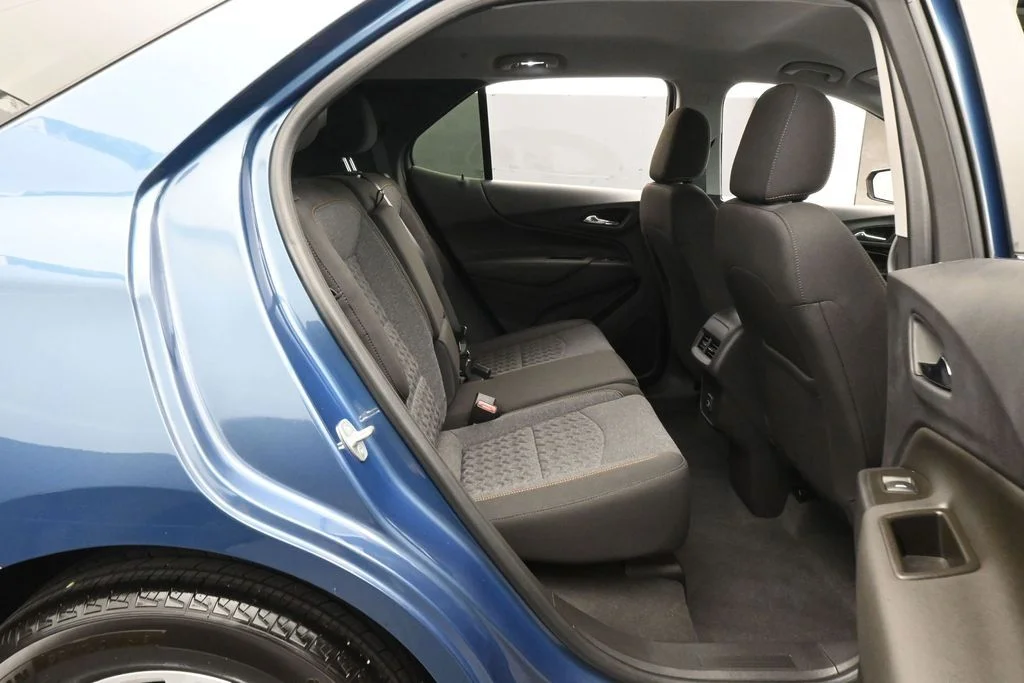 Used 2024 Lakeshore Blue Metallic Chevrolet LT image 35