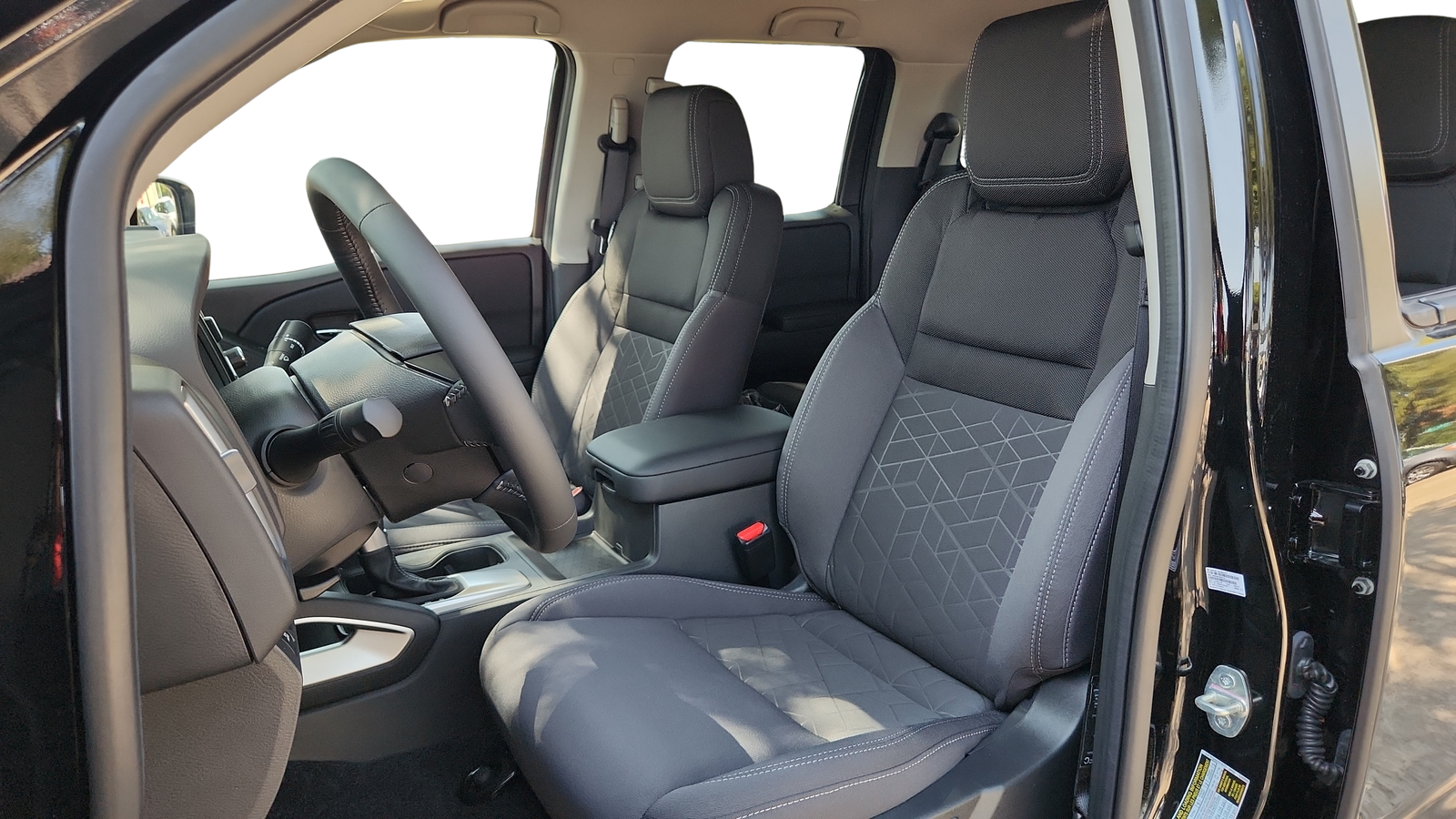 New 2026 Super Black Nissan Crew Cab SV image 10