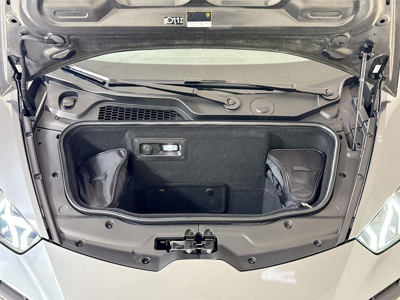 Used 2023 Grigio Lynx Lamborghini Tecnica | Front PPF | Functional Pkg image 32