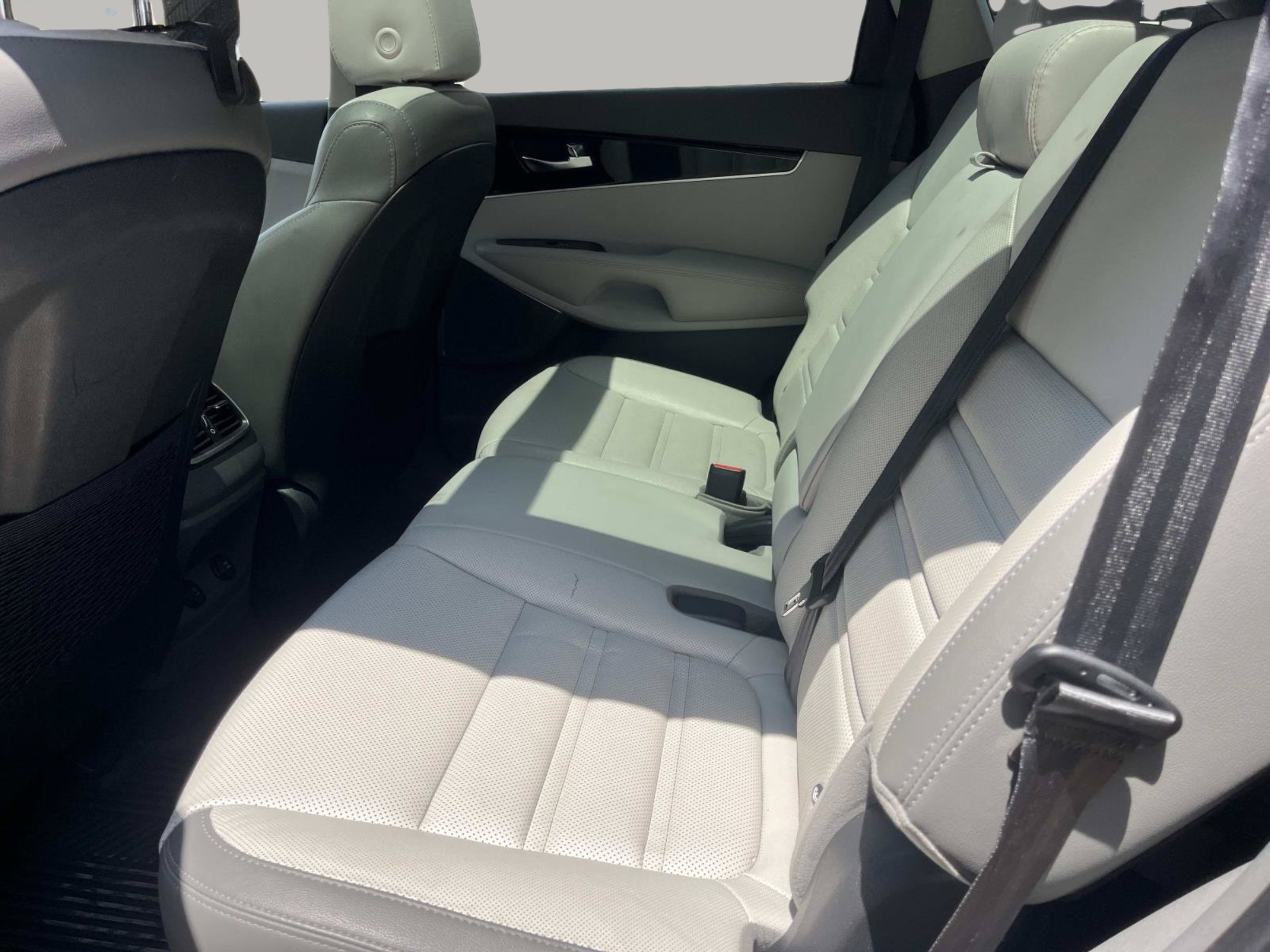 Used 2020 Imperial Blue Kia SX V6 image 20