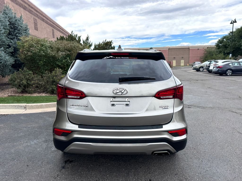 Used 2017 Gray Hyundai 2.4 Base image 7