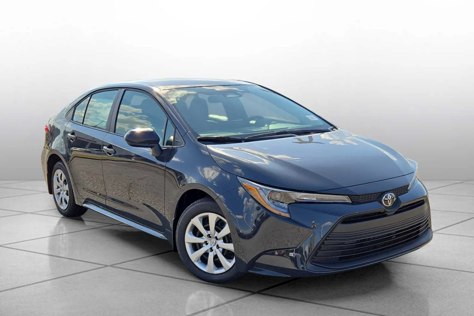 New 2026 Underground Toyota LE image 2