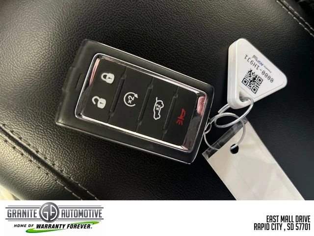 Used 2024 Silver Jeep 4xe image 25