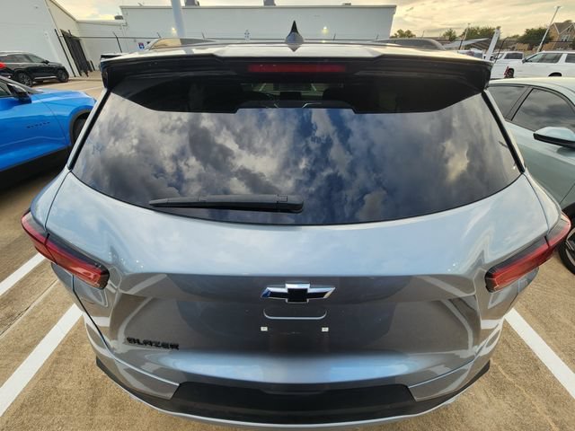 Used 2024 Sterling Gray Metallic Chevrolet 2LT image 5