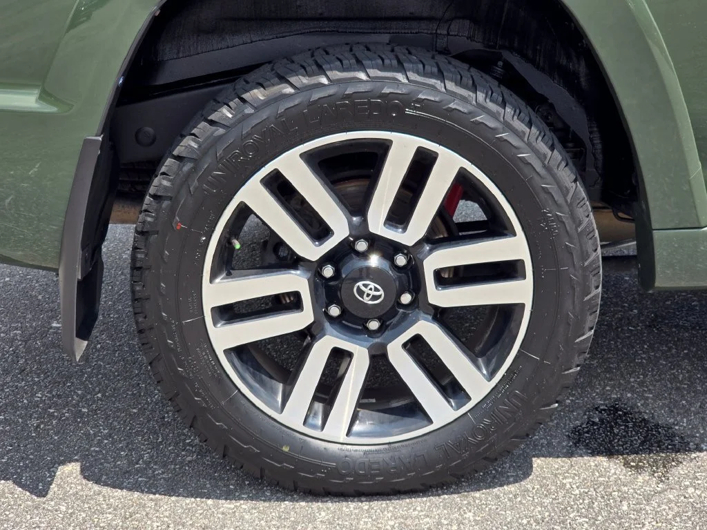 2022 Toyota 4Runner Limited - Photo 15