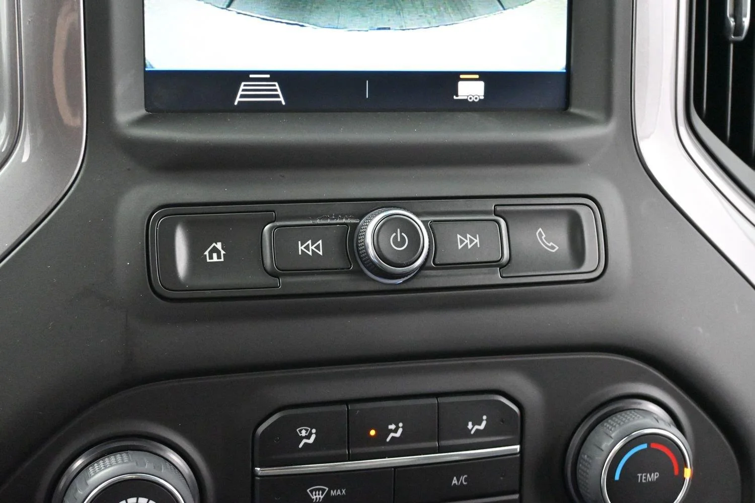 Used 2022 Summit White Chevrolet Custom image 21