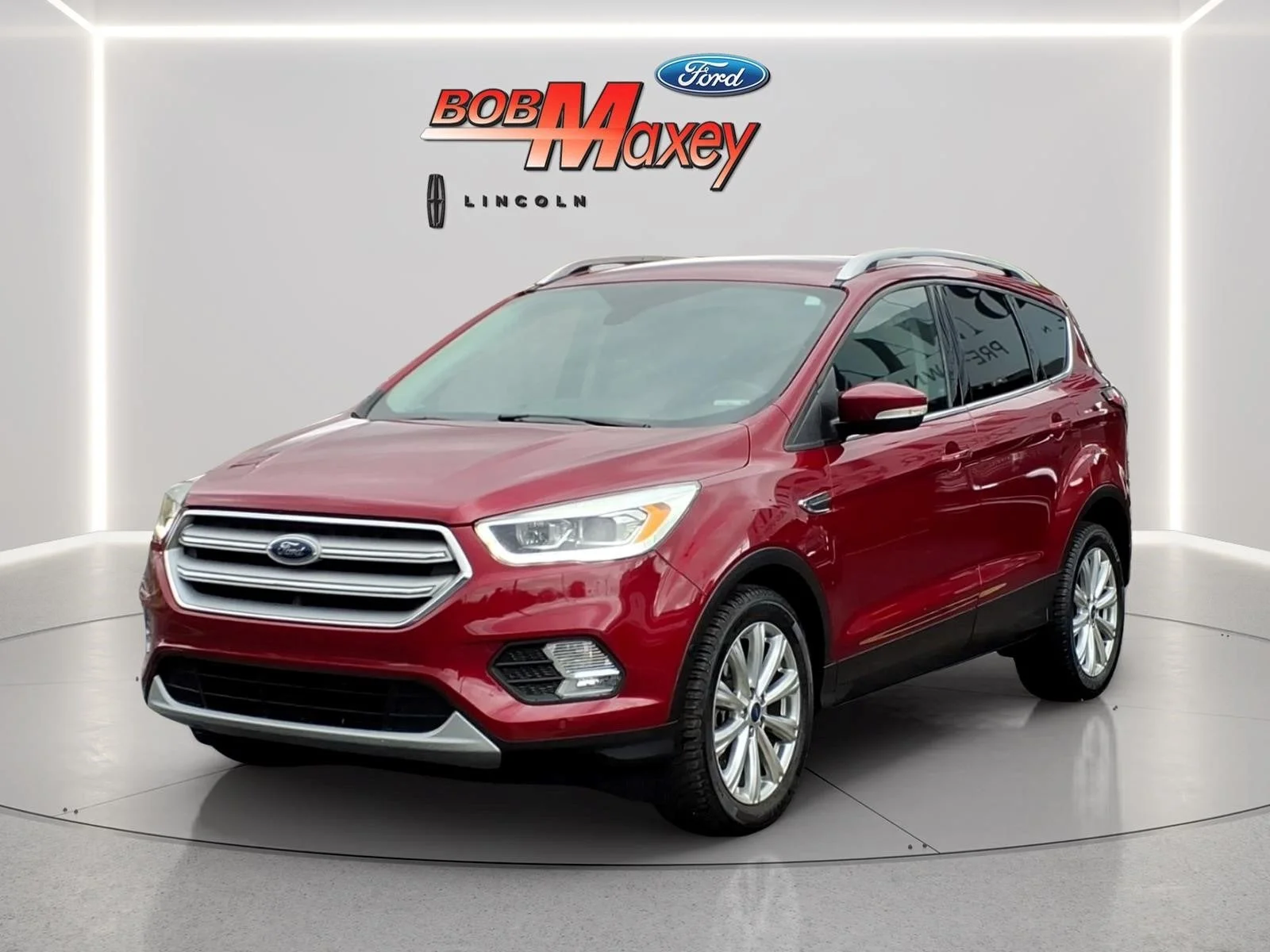 Used 2018 Ruby Red Metallic Ford Titanium image 28