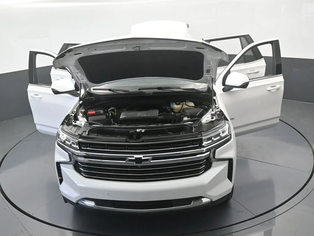 Used 2022 Iridescent Pearl Tricoat Chevrolet LT image 82