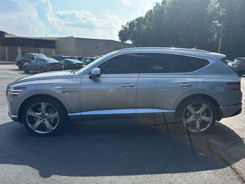 Used 2022 SILVER GENESIS 2.5T AWD image 4
