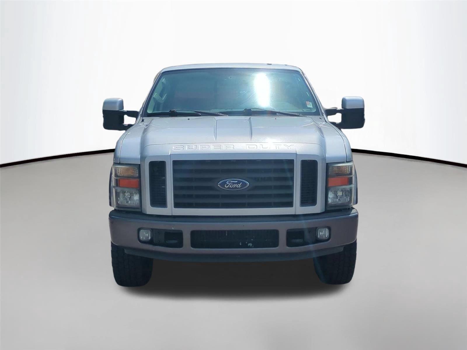 Used 2008 Silver Clearcoat Metallic Ford FX4 image 8