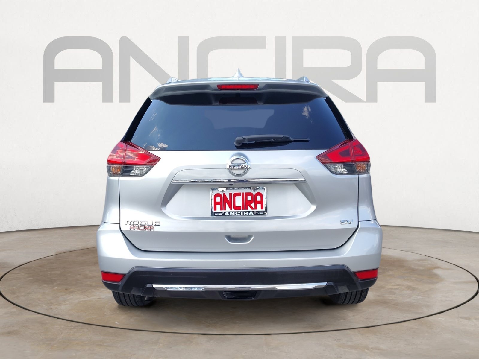 Used 2018 Brilliant Silver Nissan SV image 9