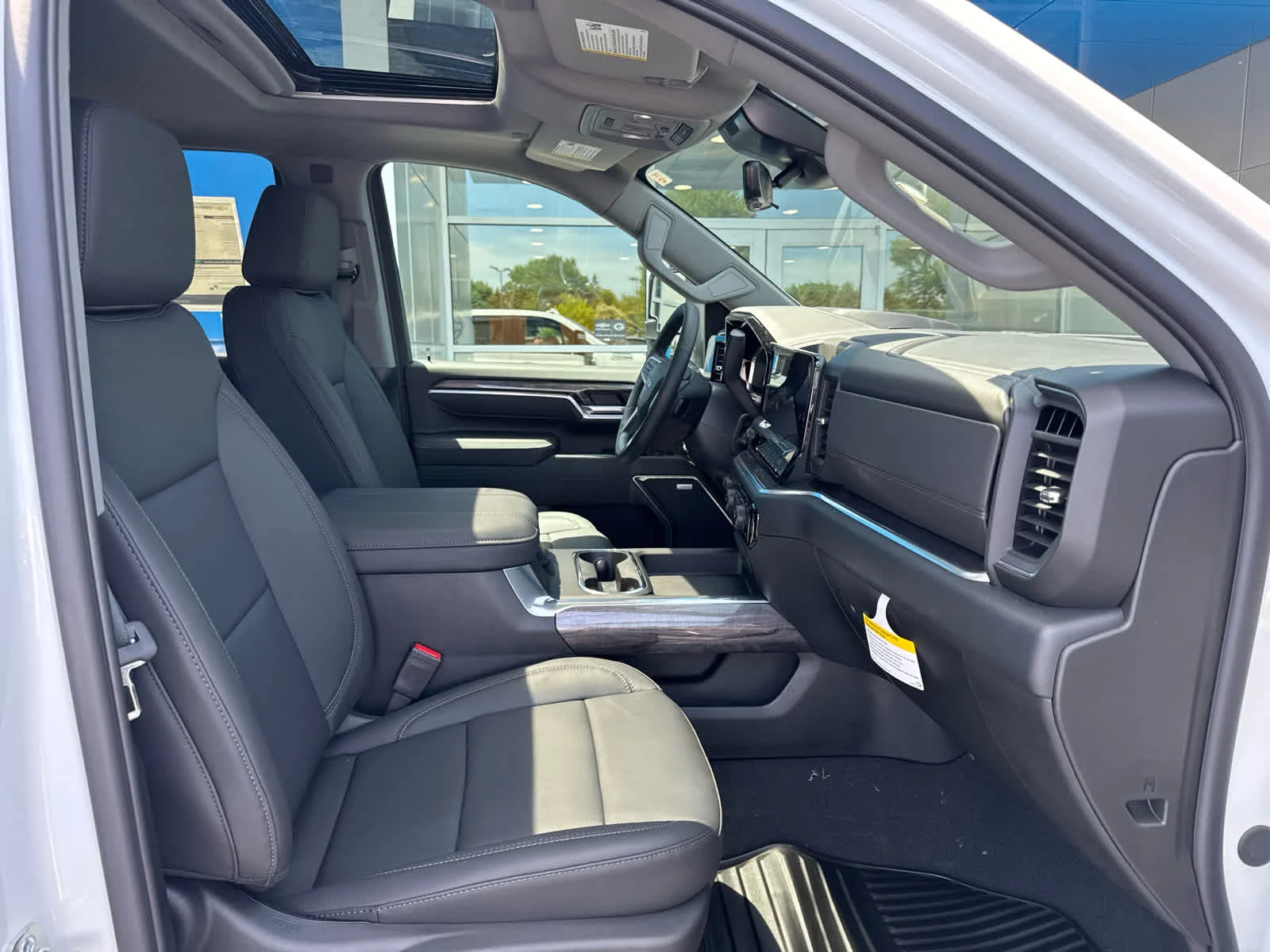 2026 Chevrolet Silverado 3500 HD LTZ - Photo 4