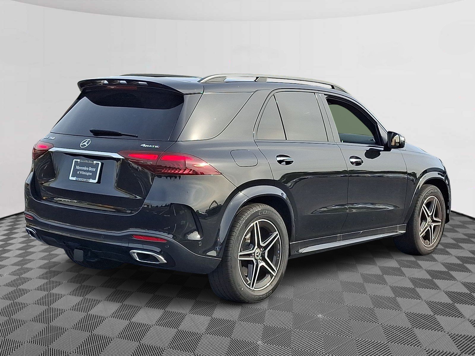 Used 2026 Obsidian Black Metallic - 197 Mercedes-Benz  image 6