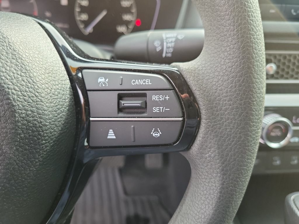 Certified Used 2025 Rallye Red Honda 4D LX image 26