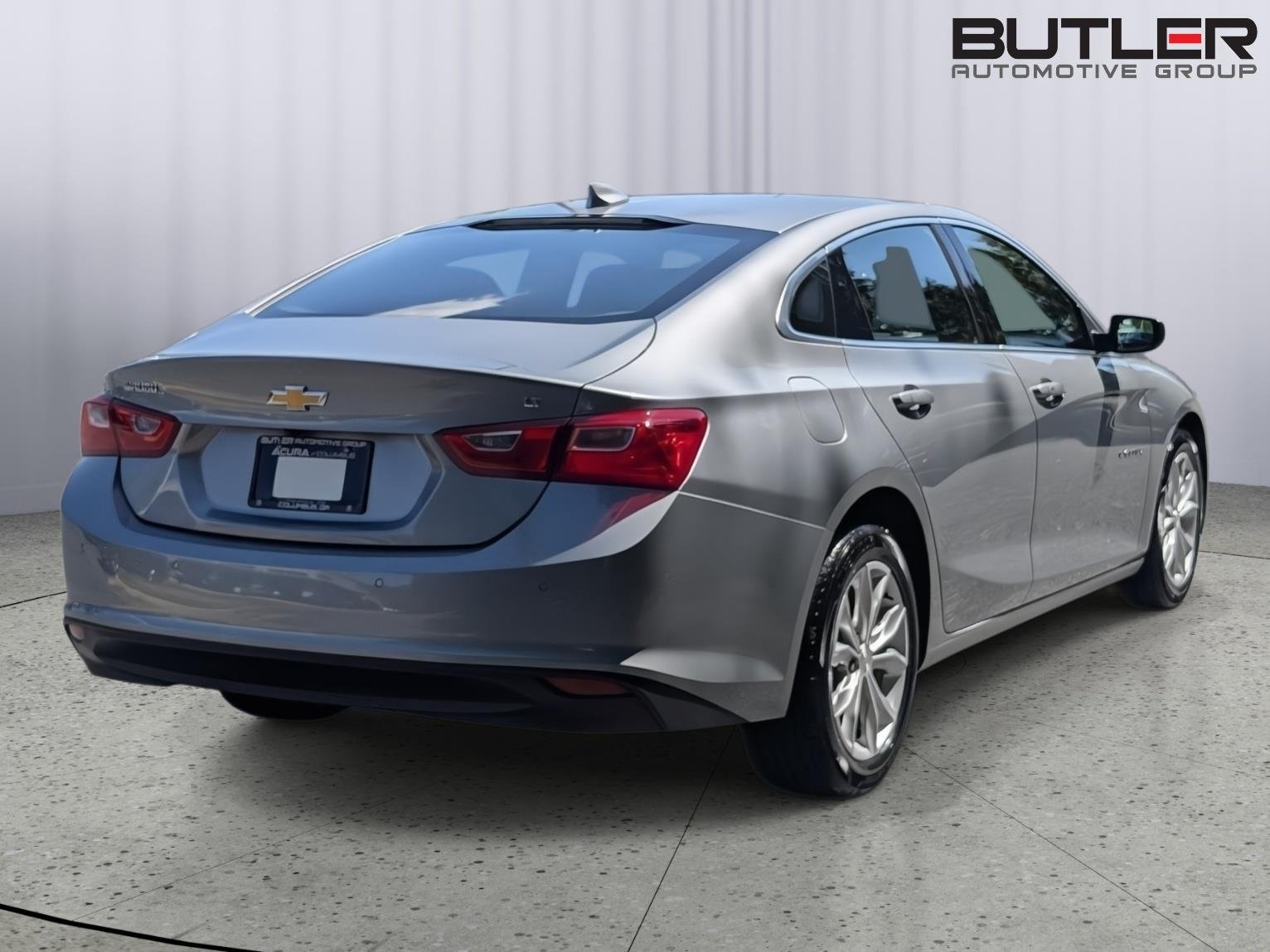 Used 2025 Sterling Gray Metallic Chevrolet LT image 9