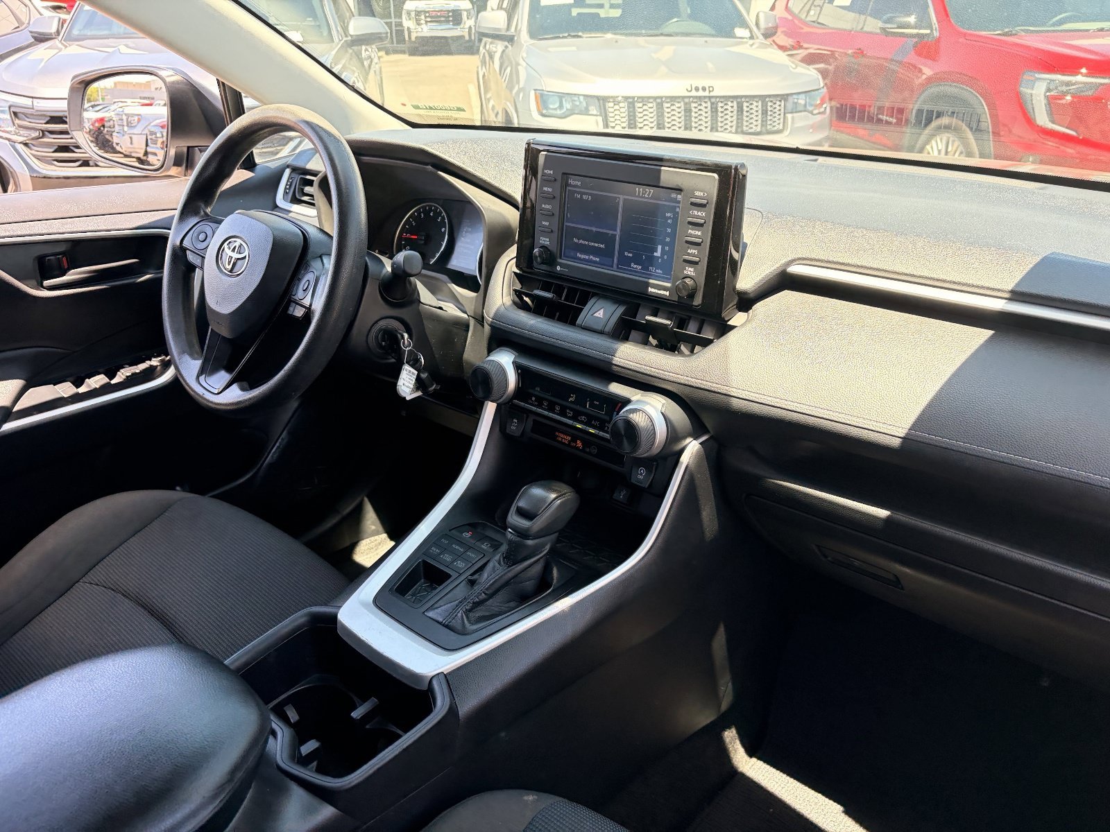 Used 2022 Silver Toyota LE image 6