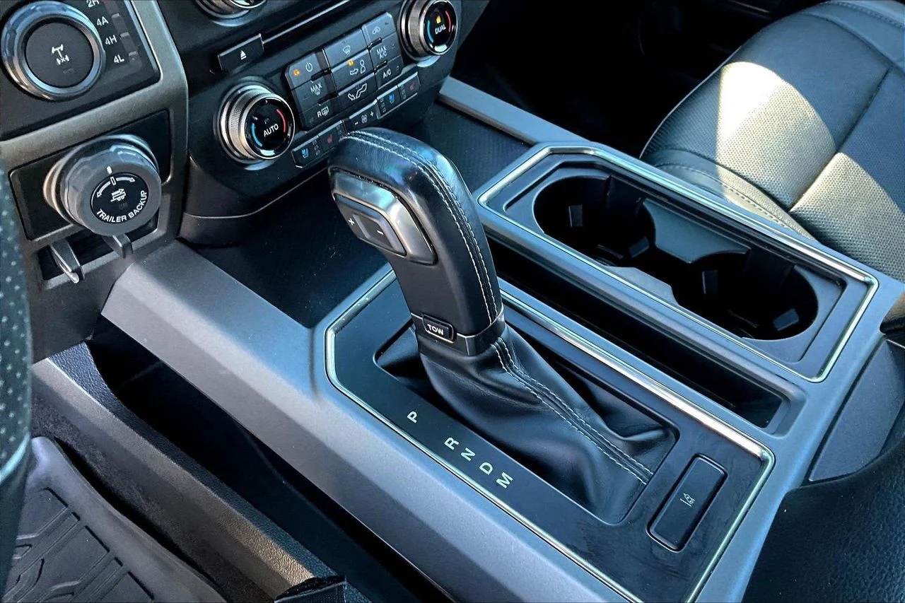 Used 2018 White Ford Raptor image 32