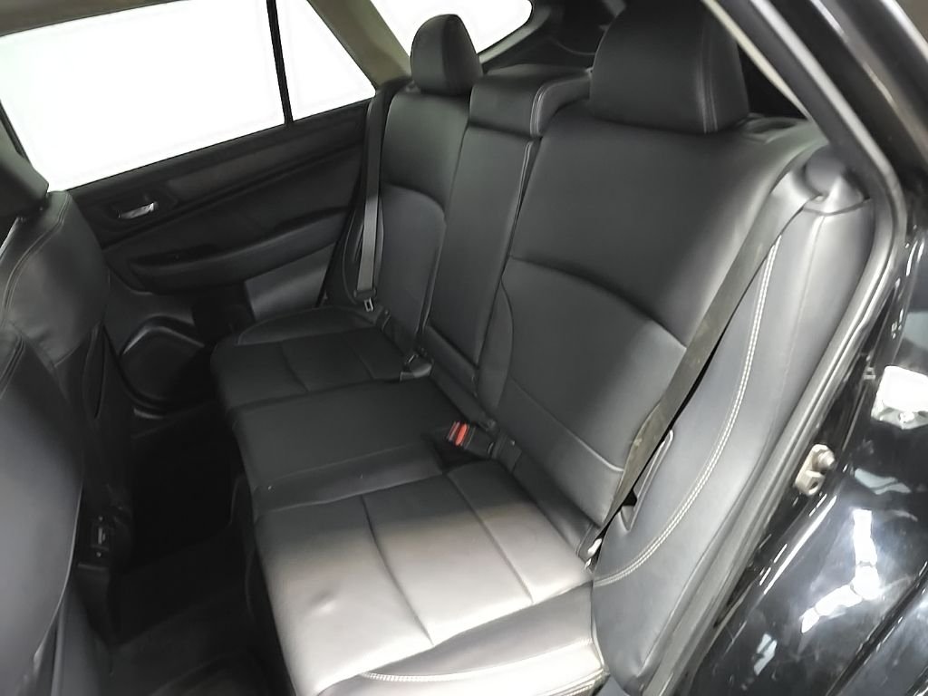 Used 2018 Black Subaru 2.5i image 35