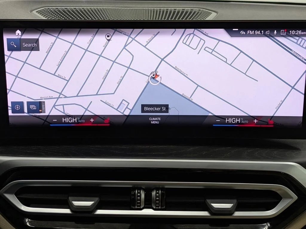 2023 BMW 3 Series 330i - Photo 15