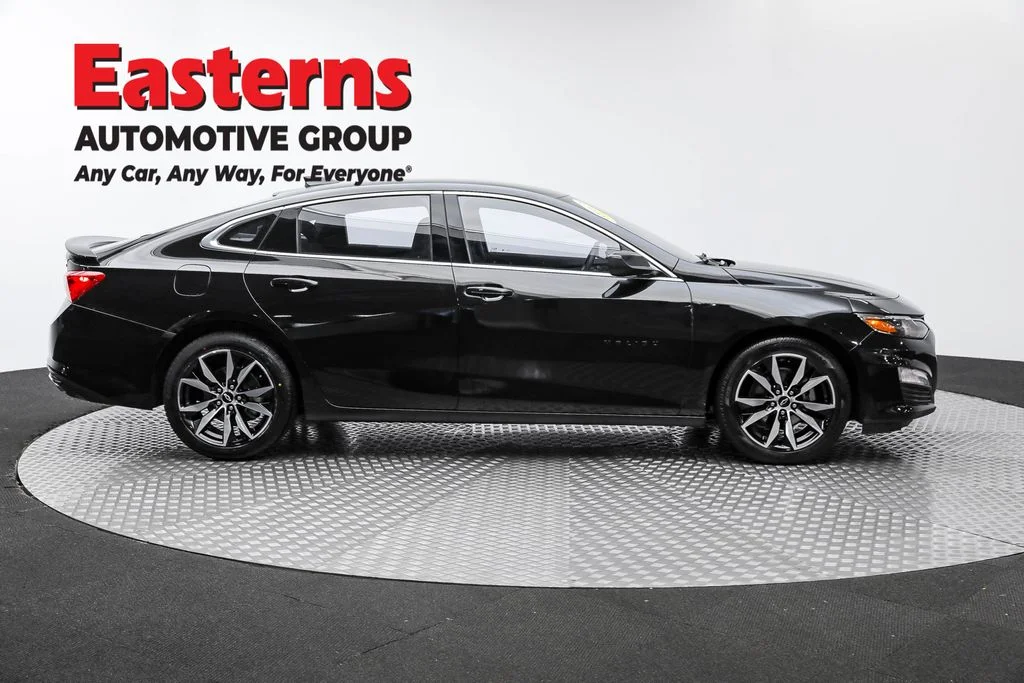 Used 2022 Black Chevrolet RS image 4