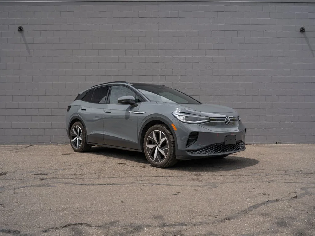 Used 2023  Volkswagen  image 9