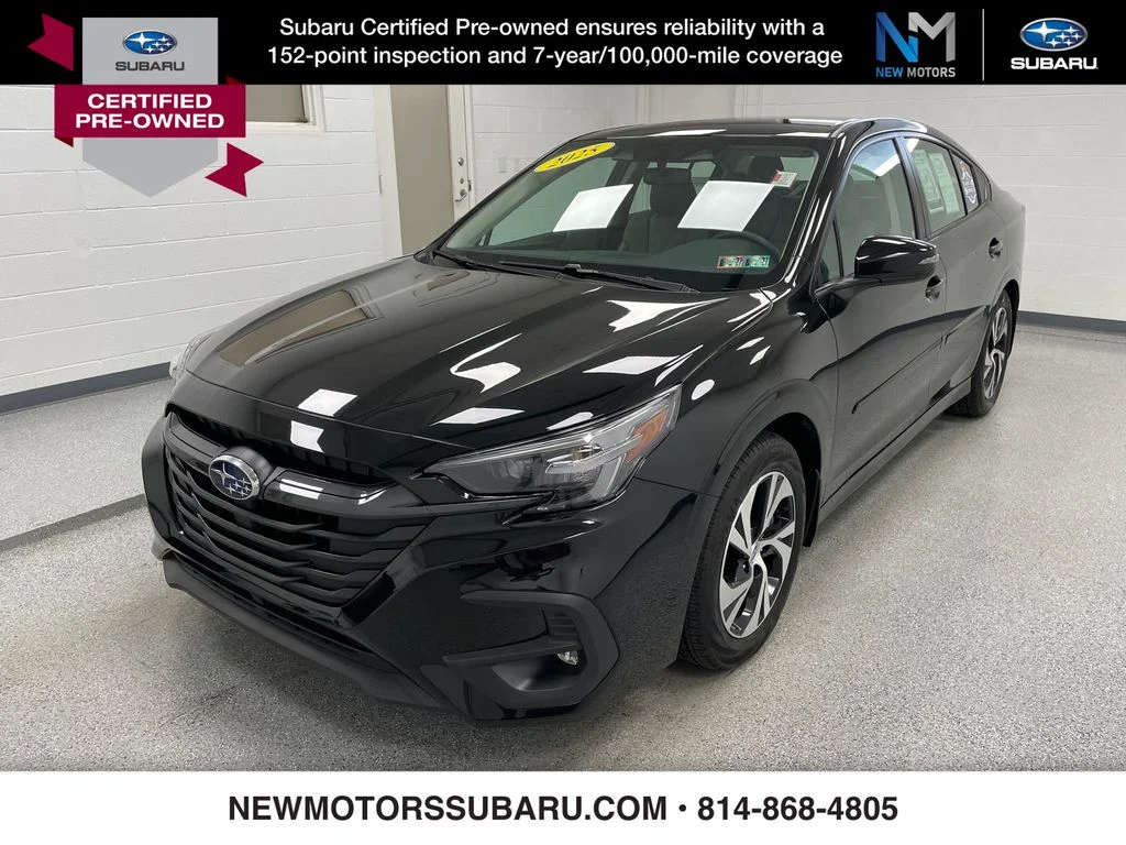 Used 2025 Crystal Black Silica Subaru Premium image 1