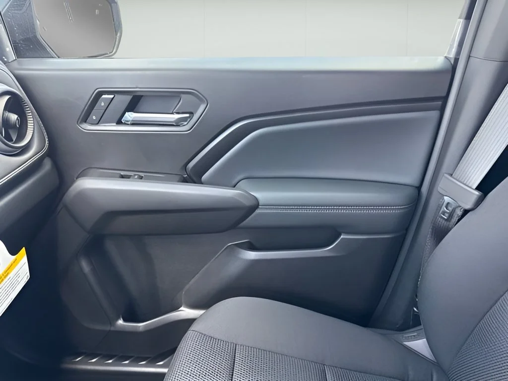 New 2026 Sterling Gray Metallic Chevrolet LT image 28