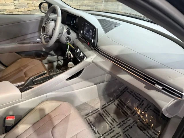 New 2026 Abyss Black Hyundai SE image 28