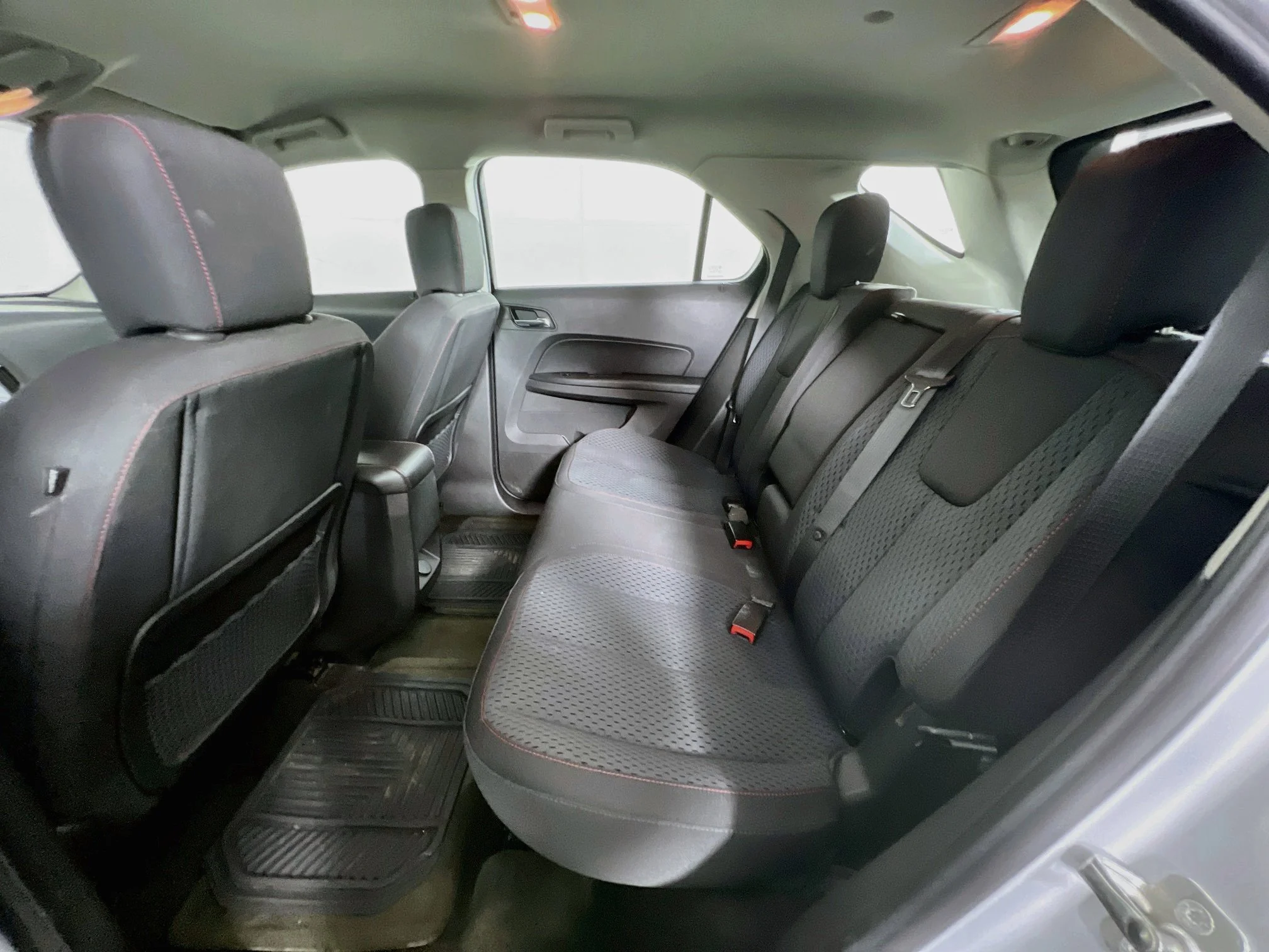 Used 2013 Silver Ice Metallic Chevrolet LS image 20
