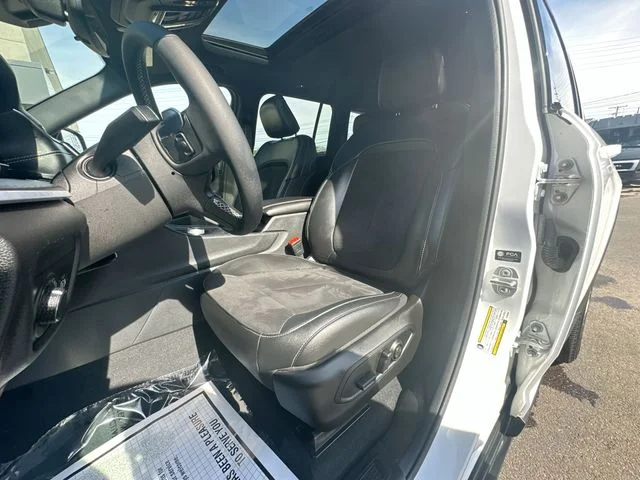 Used 2024 White Jeep Altitude X image 13