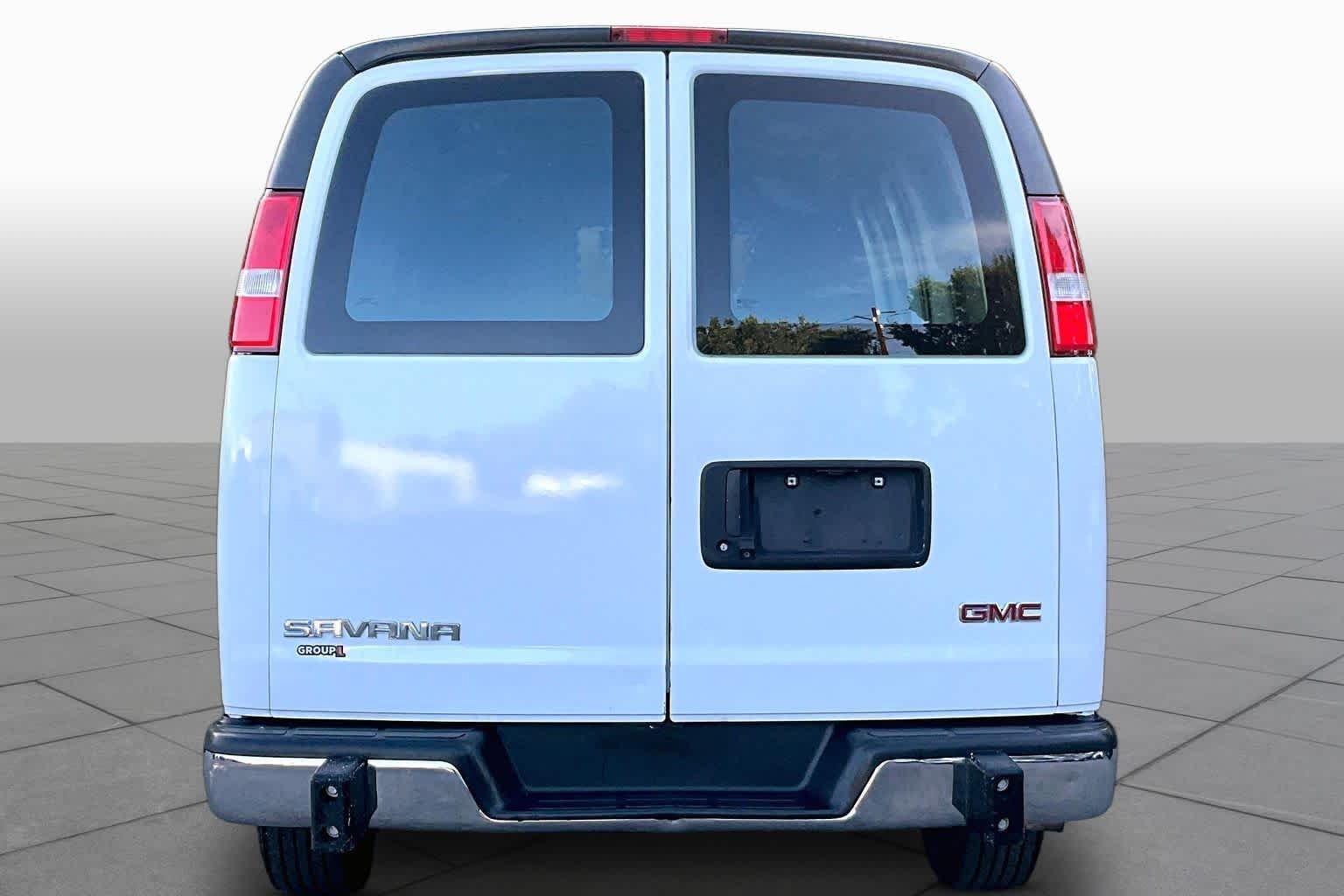 Pre-Owned 2022 GMC Savana Cargo Van