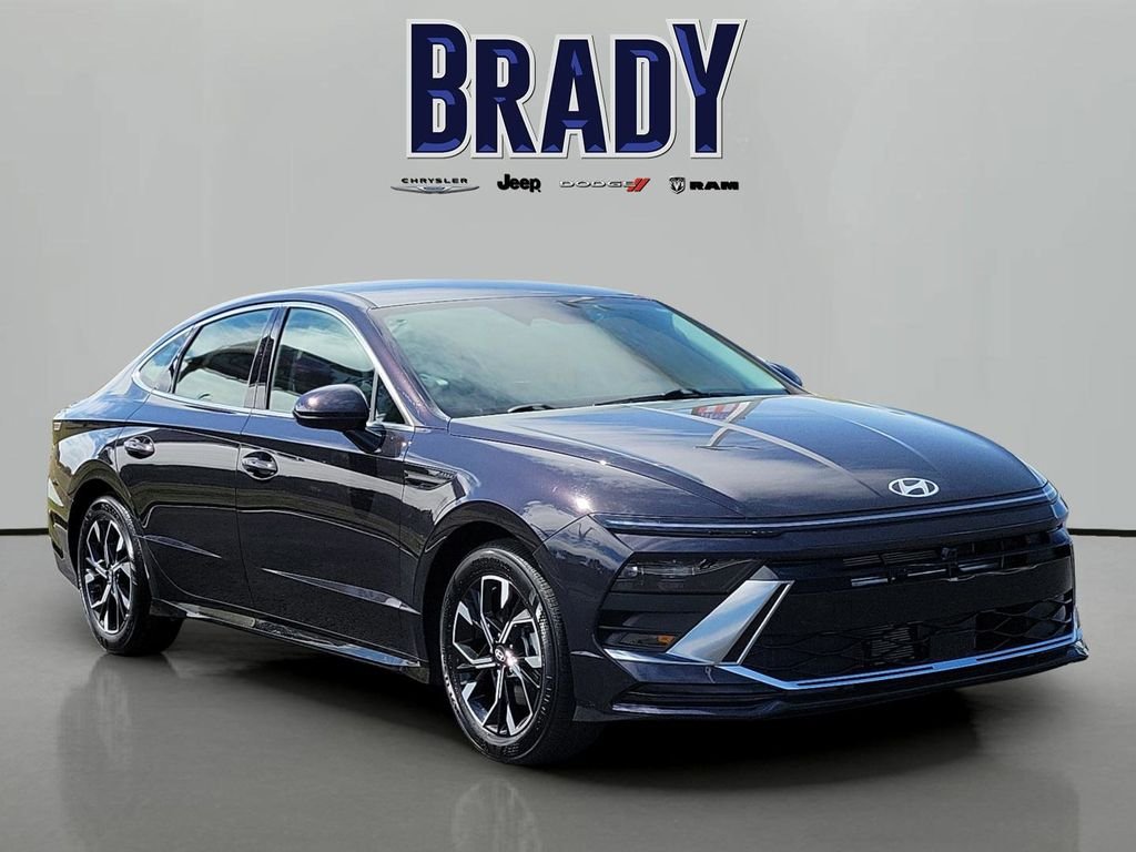 2025 Hyundai Sonata SEL's photo