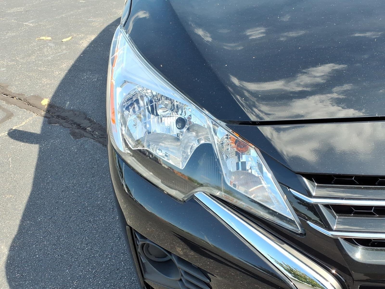 Used 2024  MITSUBISHI  image 13