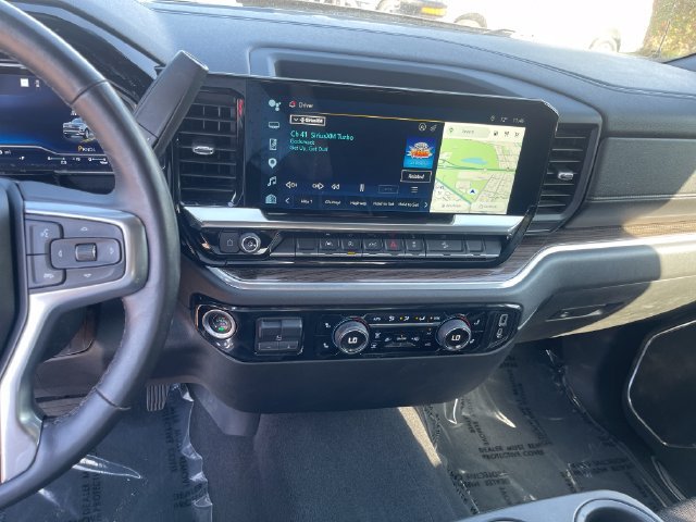 Certified Used 2022 BLACK Chevrolet RST image 17