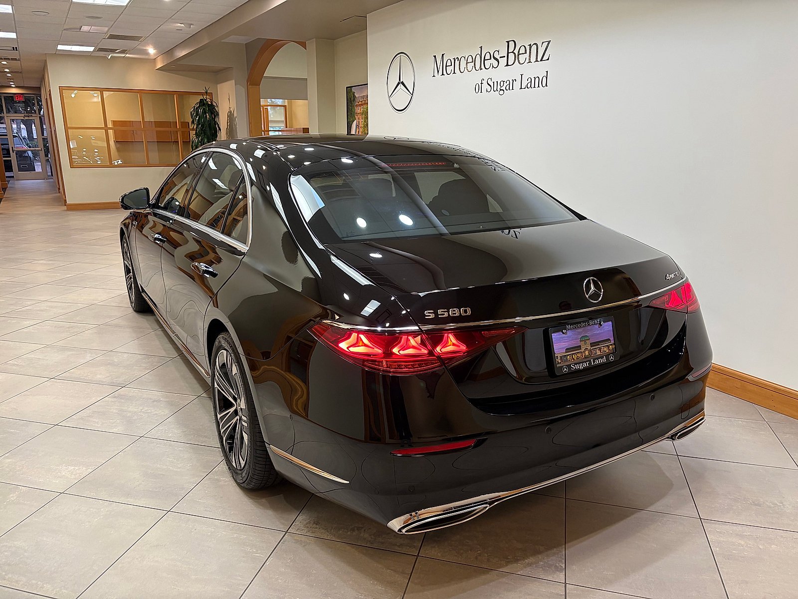 New 2027 Black Mercedes-Benz S 580 image 33