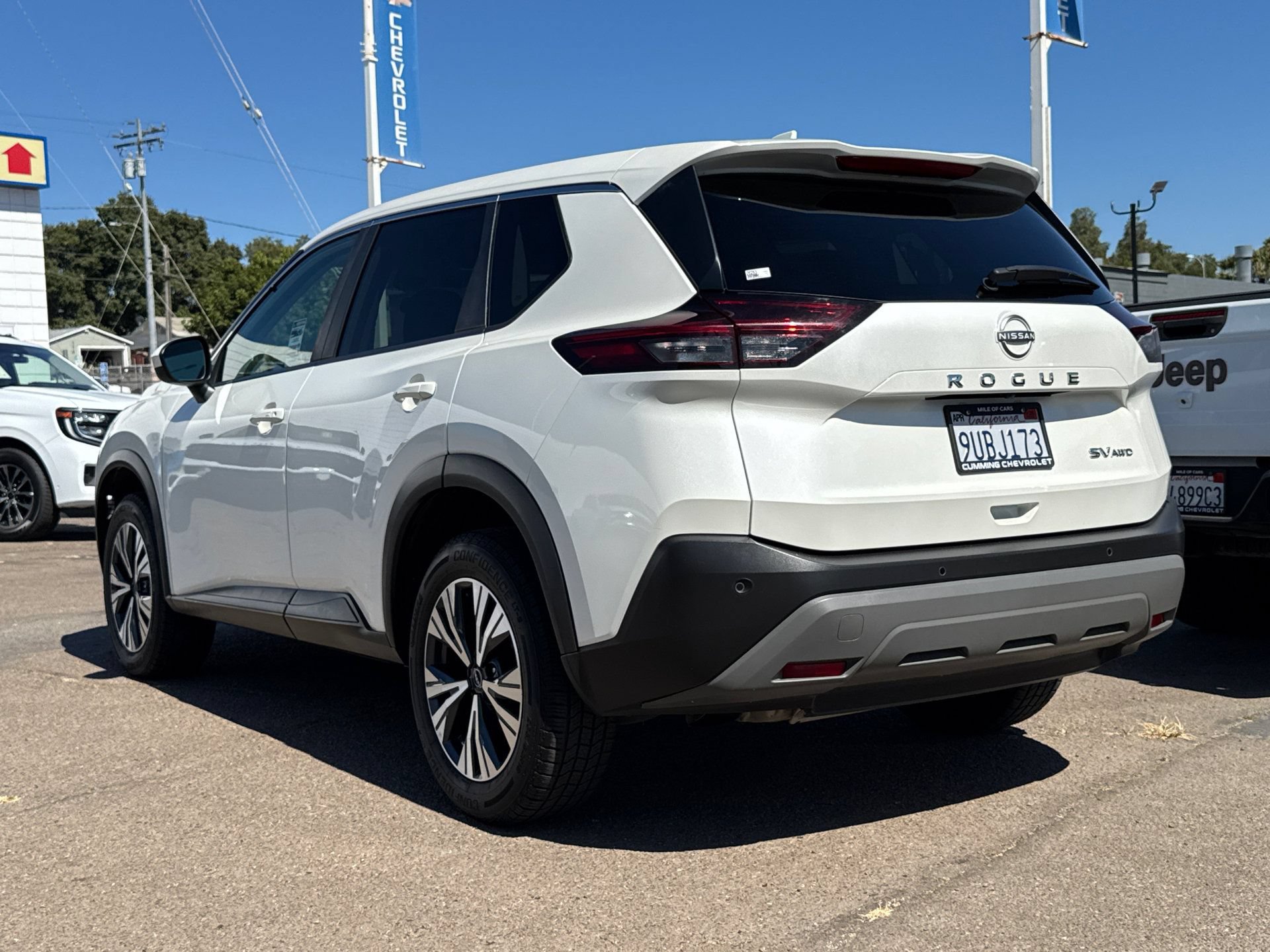 2023 Nissan Rogue SV - Photo 9