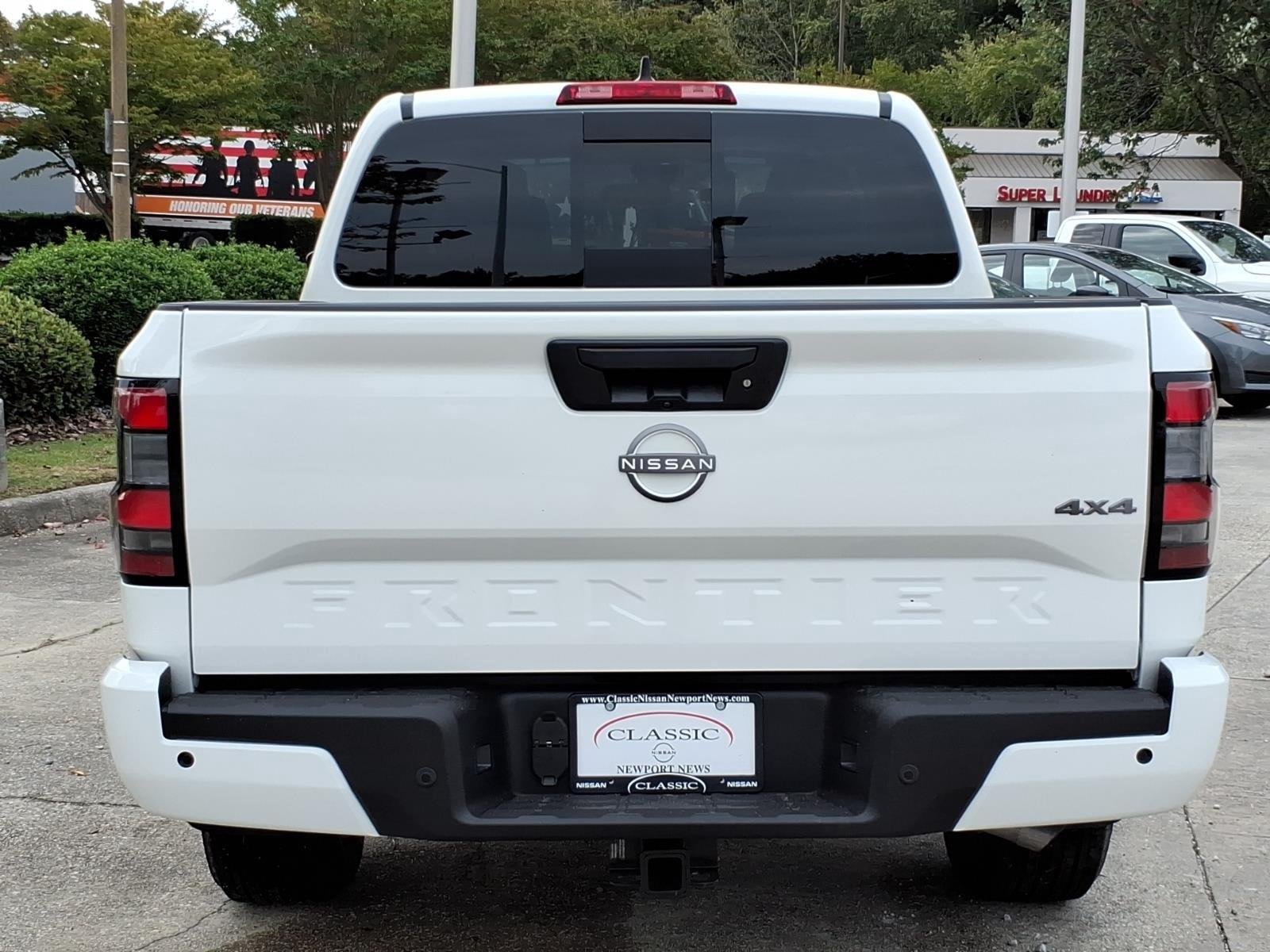 New 2027 Glacier White Nissan Crew Cab SV image 8