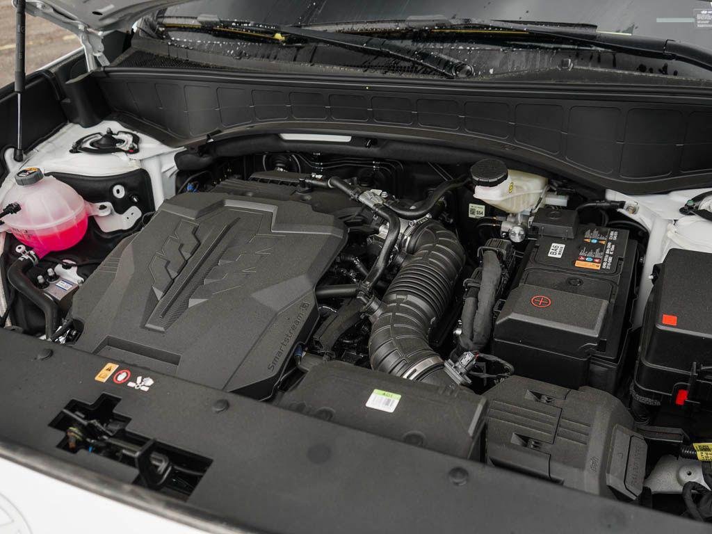 New 2026 Creamy White Pearl Hyundai SEL Premium 8P AWD image 33